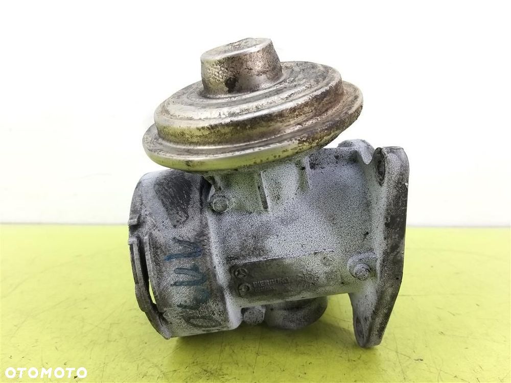 Zawór EGR Mercedes C-klasa 2.2CDI  W203 2000-2007 PIERBURG A611090075A - 1