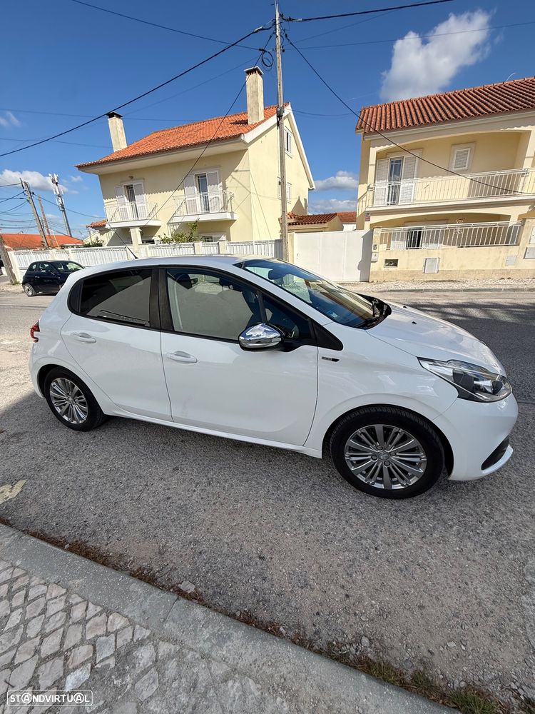 Peugeot 208 1.2 PureTech Active - 1