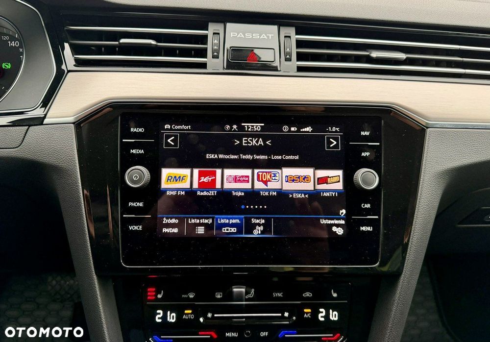Volkswagen Passat - 30