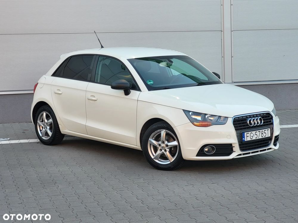 Audi A1 Sportback 1.2 TFSI Attraction - 4