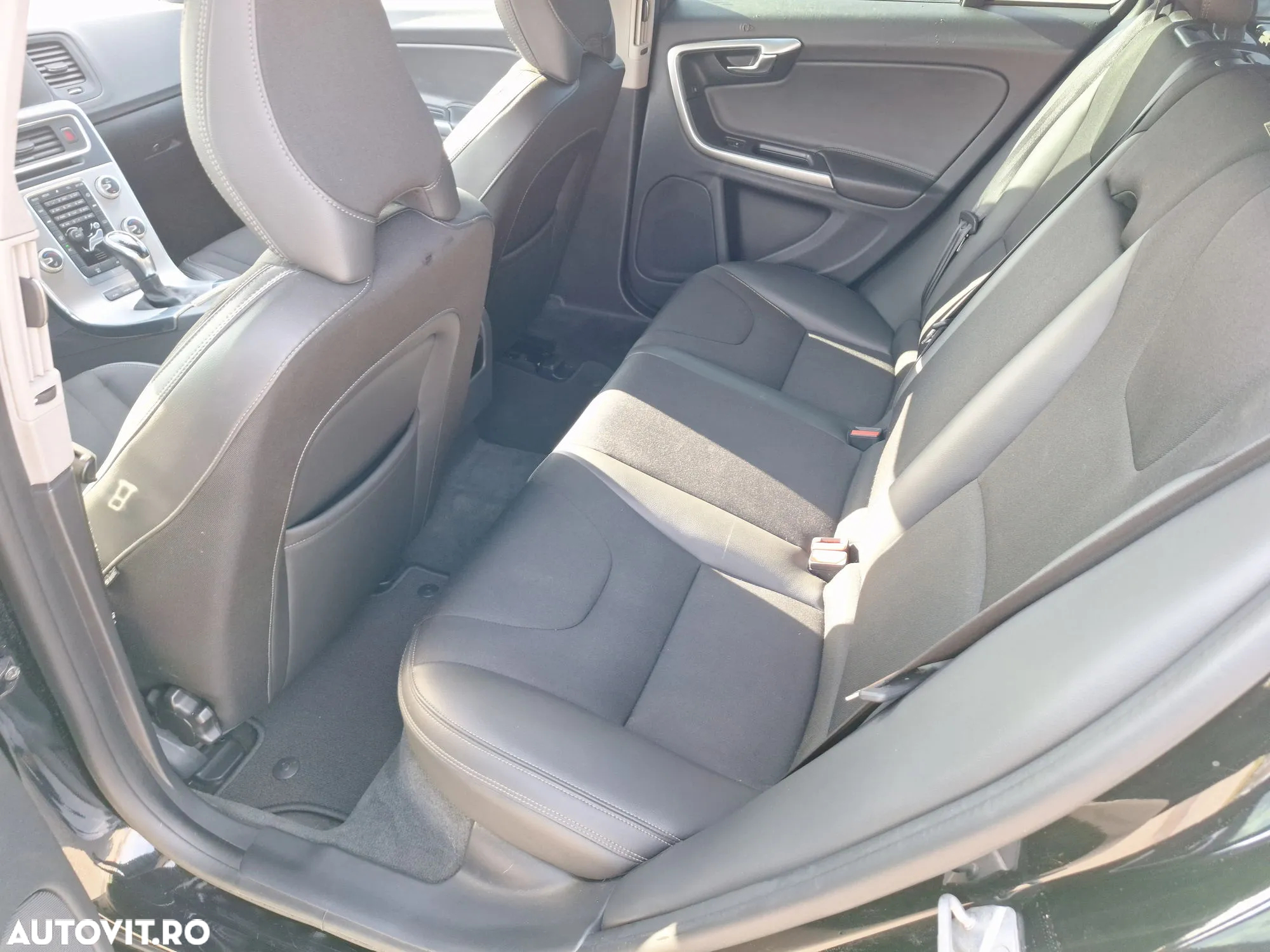 Volvo V60 - 10