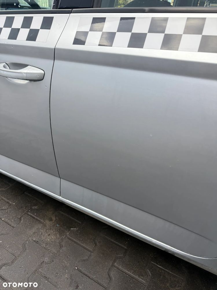 SKODA FABIA III KOMBI LA7W DRZWI LEWE TYŁ TYLNE KOMPLETNE W KOLOR - 3