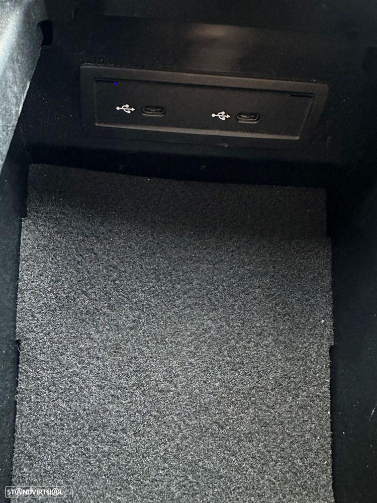 Mercedes-Benz E 300 de Exclusive Line - 36