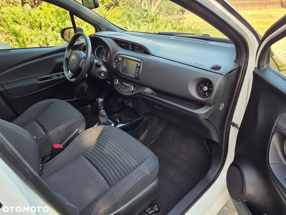 Toyota Yaris 1.5 Selection - 8