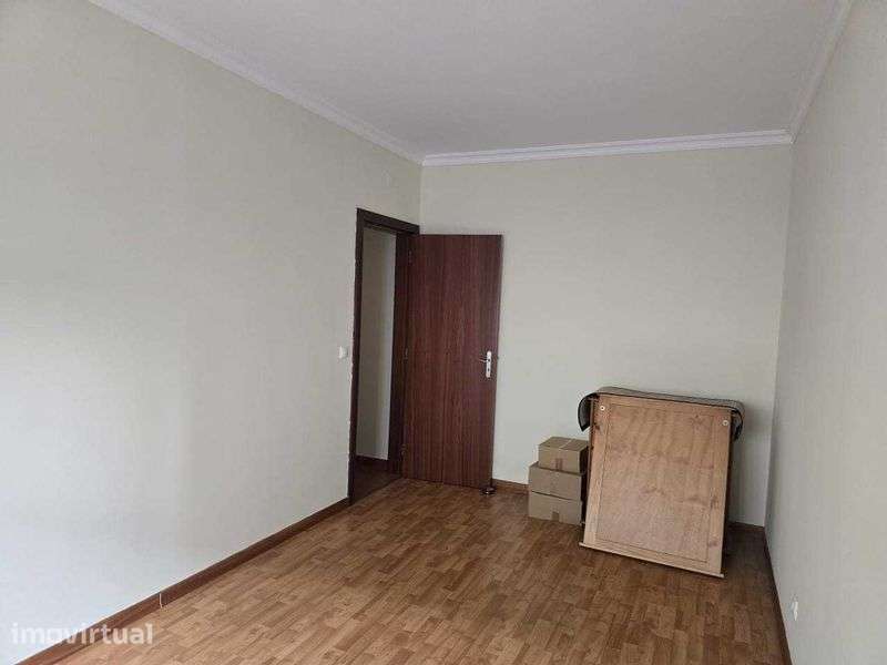 Apartamento T2 para Arrendamento - Grande imagem: 3/11
