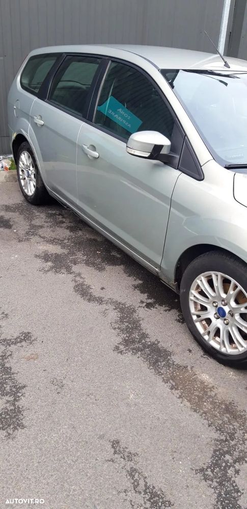 Ford Focus - 4