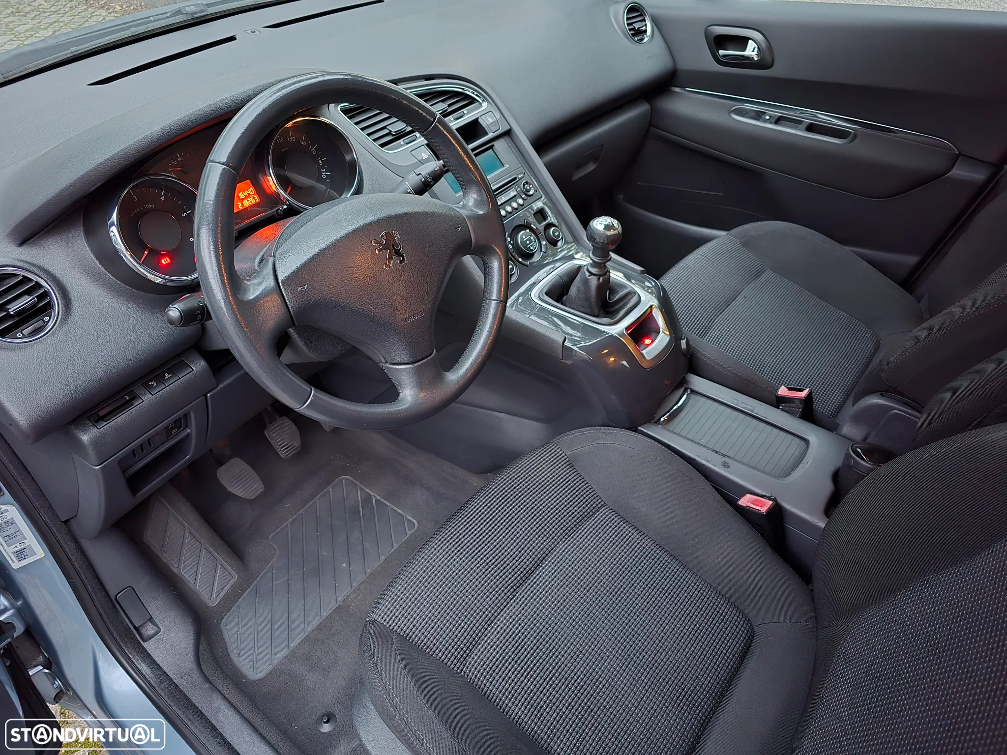 Peugeot 5008 1.6 HDi Executive - 20