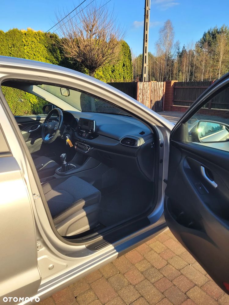 Hyundai i30 1.5 DPI Modern - 21