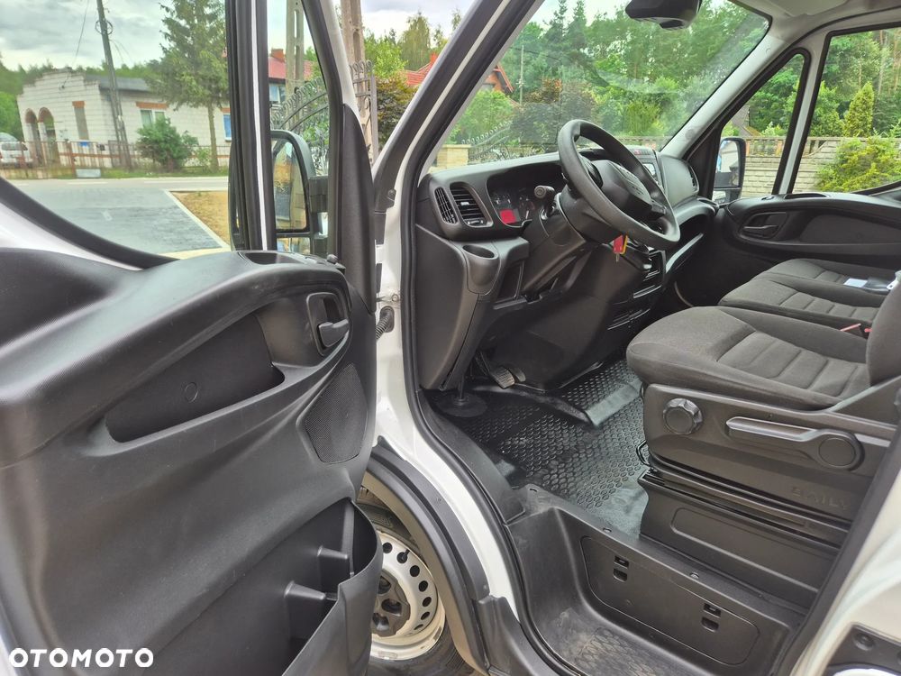 Iveco DAILY 35S18 HIMATIC 3.0 SPROWADZAONY KLIMA MAXI L4H2 - 25