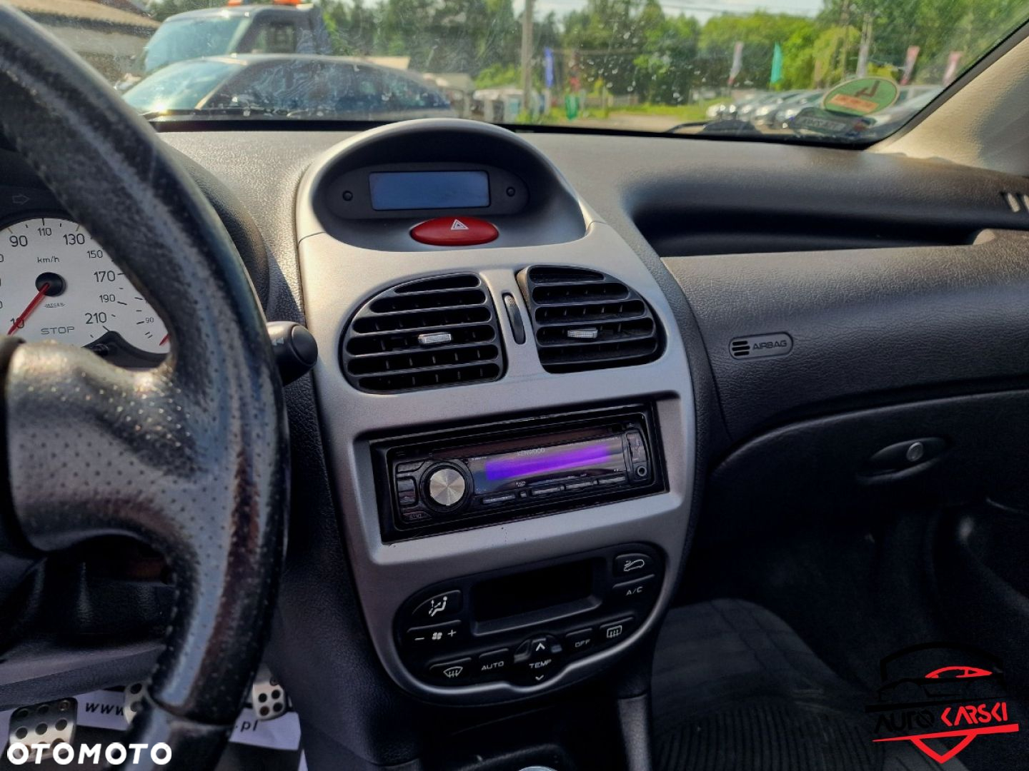 Peugeot 206 - 24