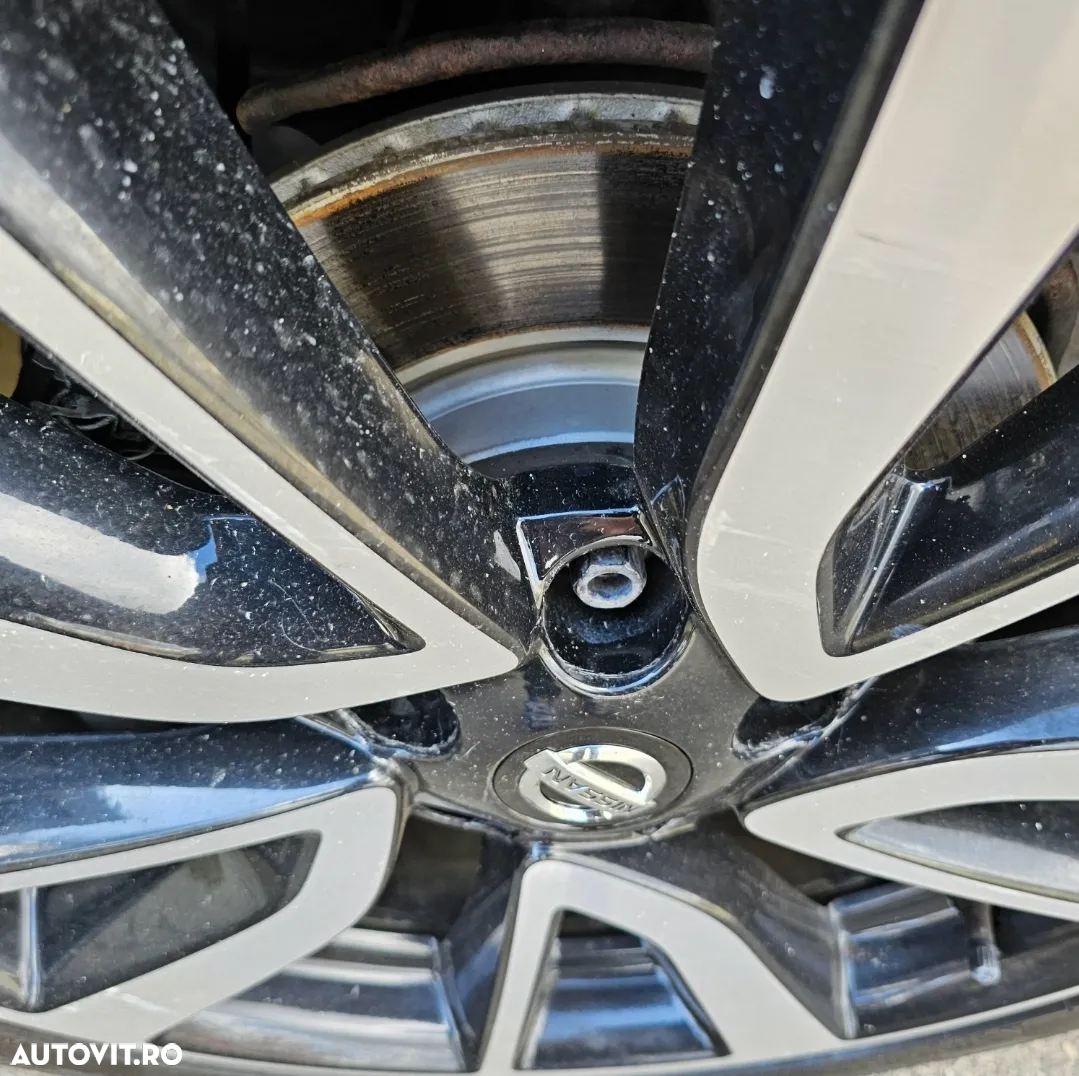 Nissan Qashqai 1.6 DCI ALL-MODE 4x4i TEKNA+ - 23