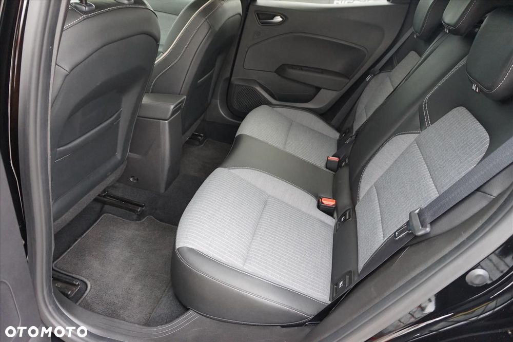 Renault Clio 1.0 TCe Techno - 15