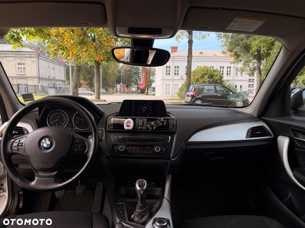 BMW Seria 1 - 11