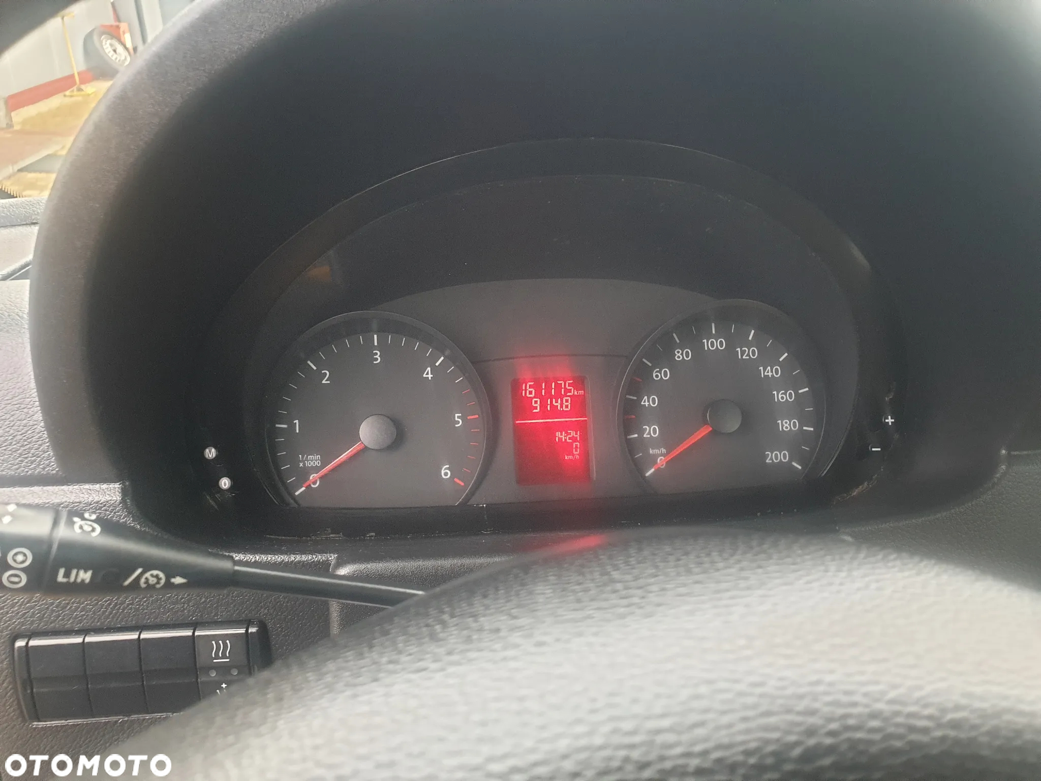 Volkswagen Crafter - 13
