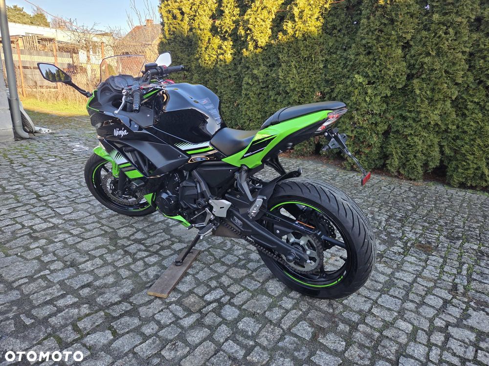 Kawasaki Ninja - 6