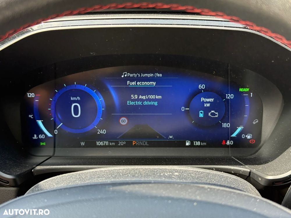 Ford Kuga 2.5 Duratec FHEV ST-LINE - 19