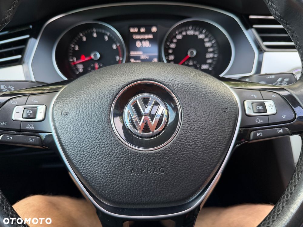 Volkswagen Passat 1.4 TSI ACT (BlueMotion Technology) Highline - 19