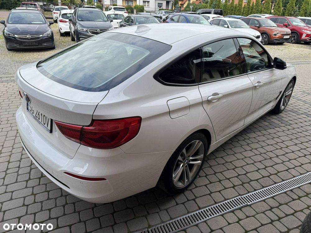 BMW 3GT 320i xDrive - 6