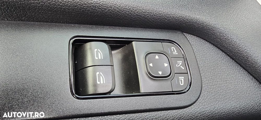 Mercedes-Benz Sprinter - 30