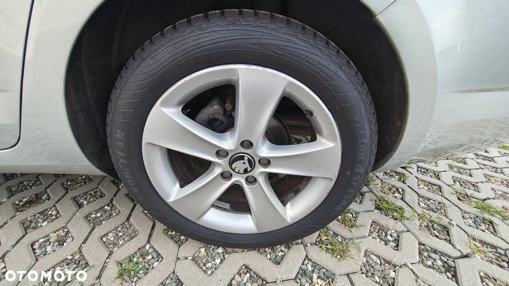 Skoda Octavia 2.0 TDI Edition - 16