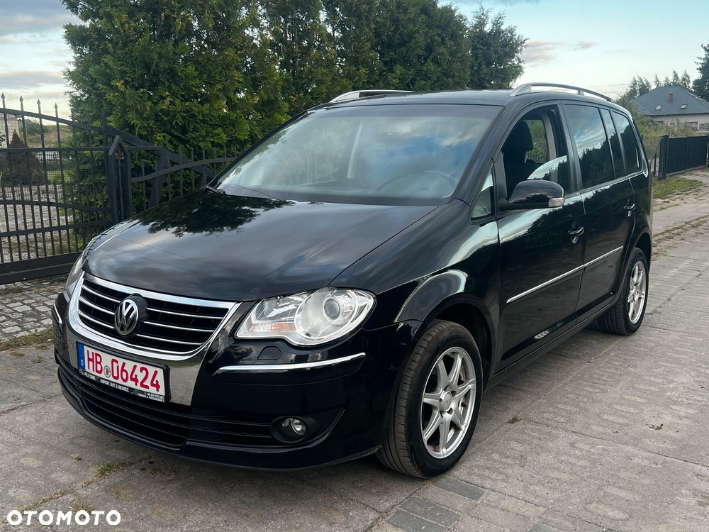 Volkswagen Touran 2.0 TDI DPF Highline DSG - 3