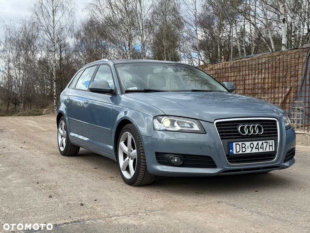 Audi A3 Sportback 2.0 TDI DPF Ambiente - 1
