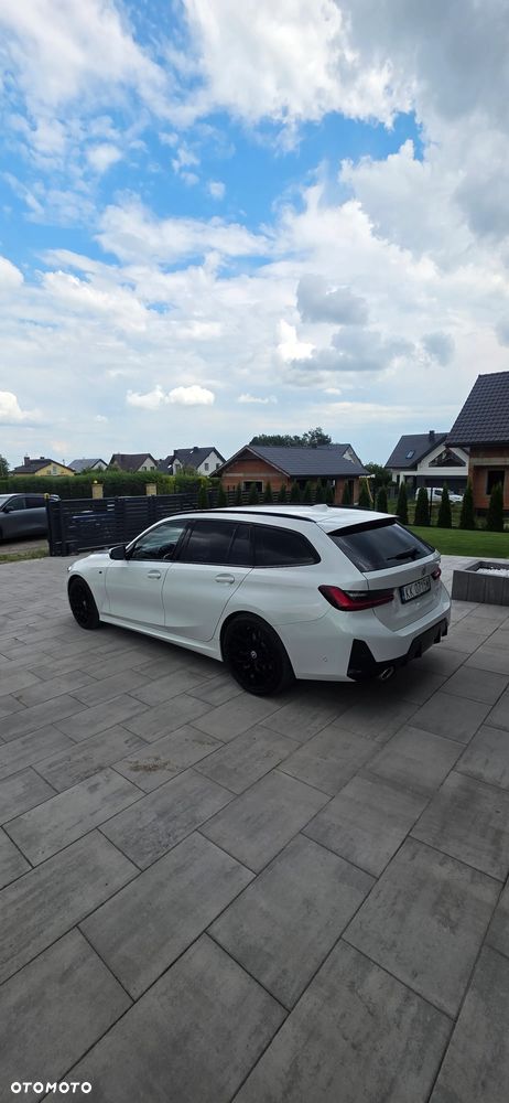 BMW Seria 3 330i M Sport - 8