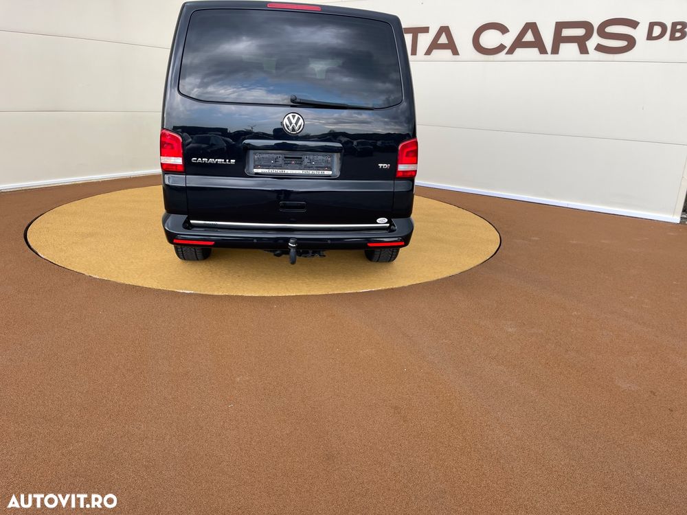 Volkswagen Caravelle - 12