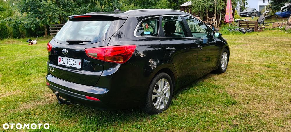 Kia Ceed 1.6 GDI DCT Platinum Edition - 4