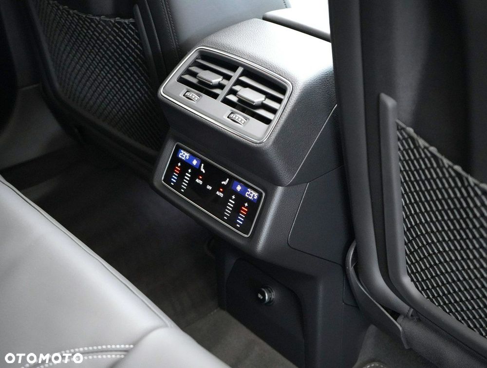 Audi SQ8 e-tron - 31