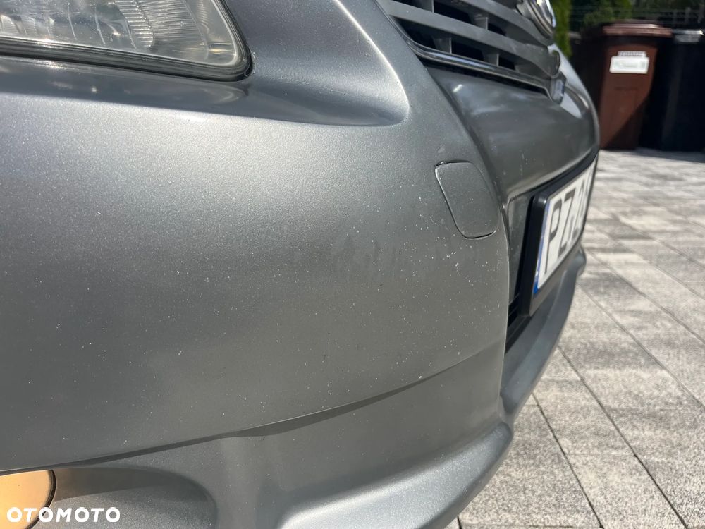 Toyota Avensis 2.0 D-4D Sol+NAVI - 16