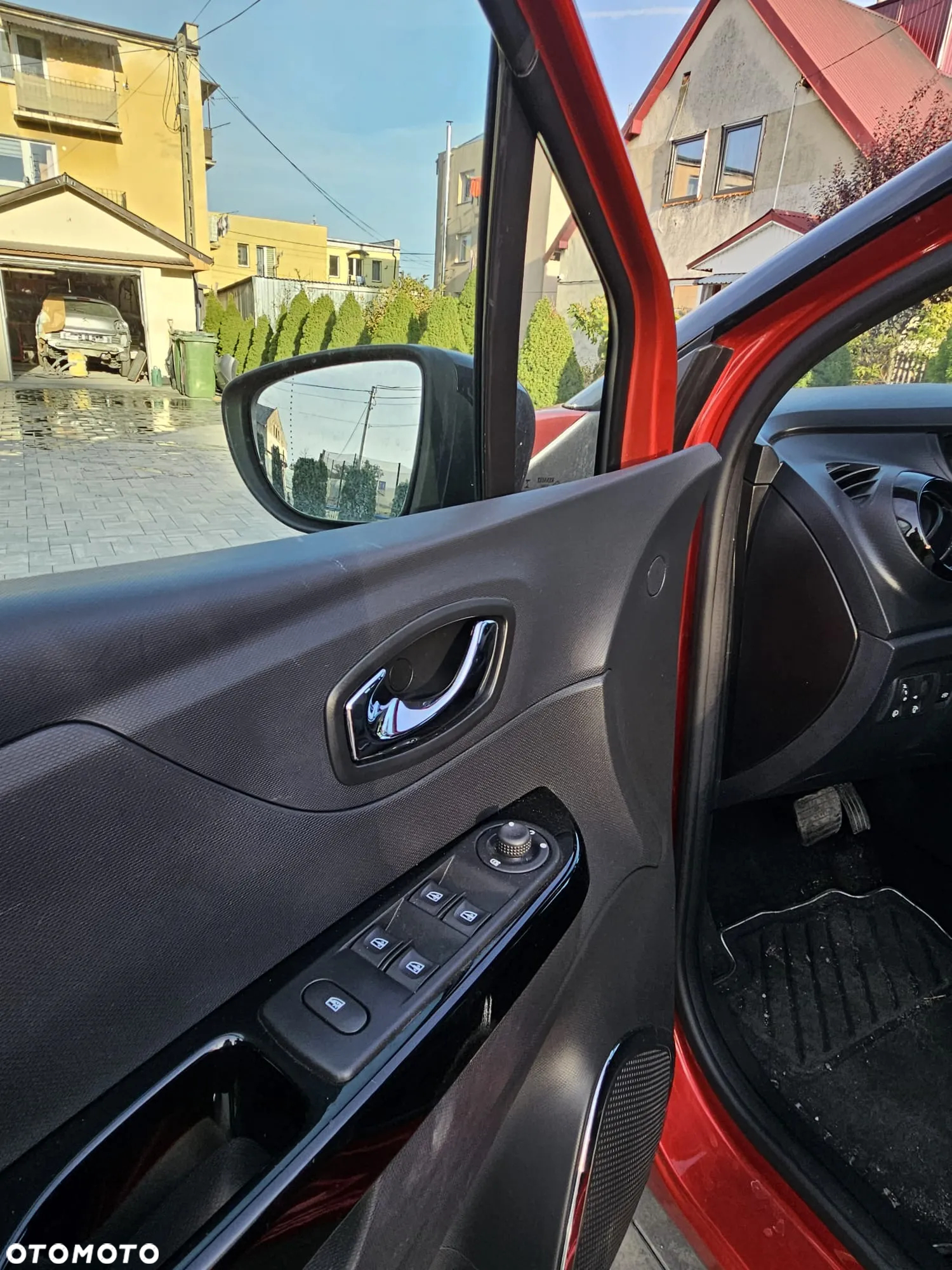 Renault Captur 1.2 Energy TCe Limited EDC - 14