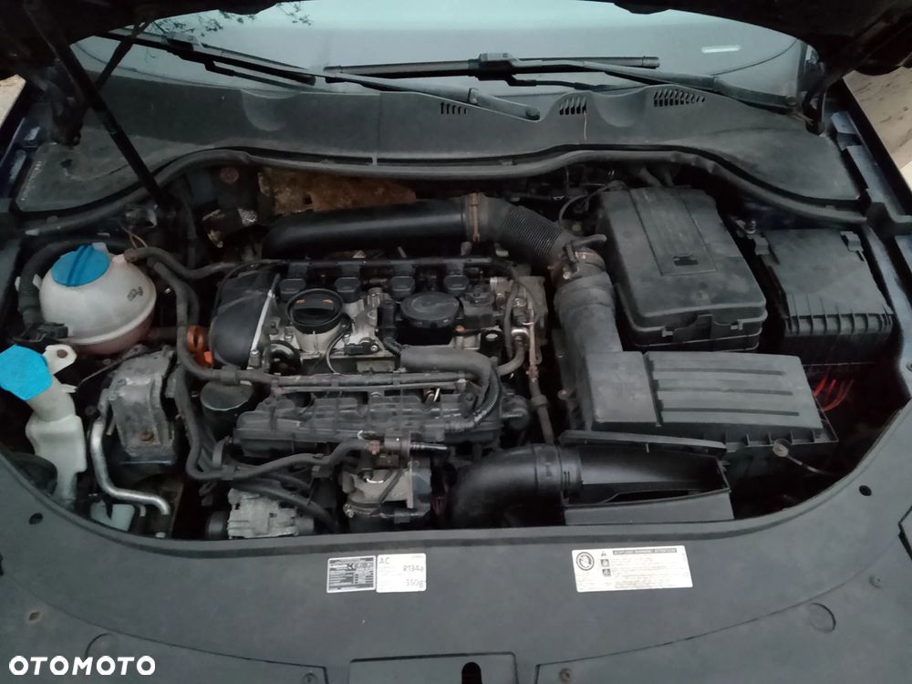 Volkswagen Passat - 19