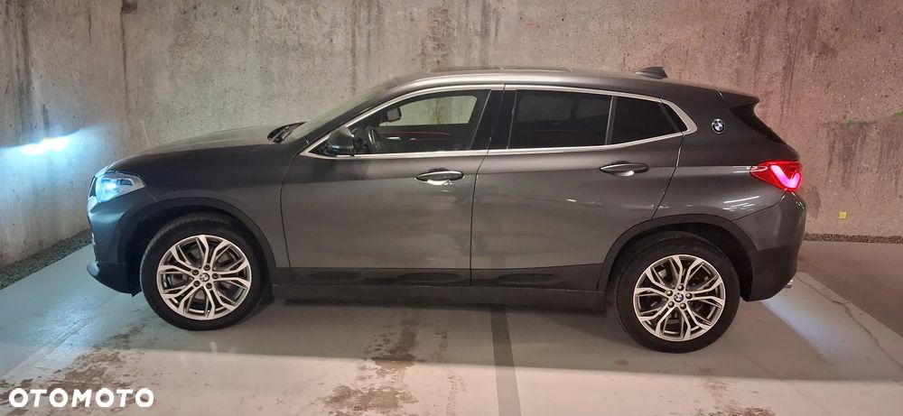BMW X2 xDrive20i Advantage Plus - 1