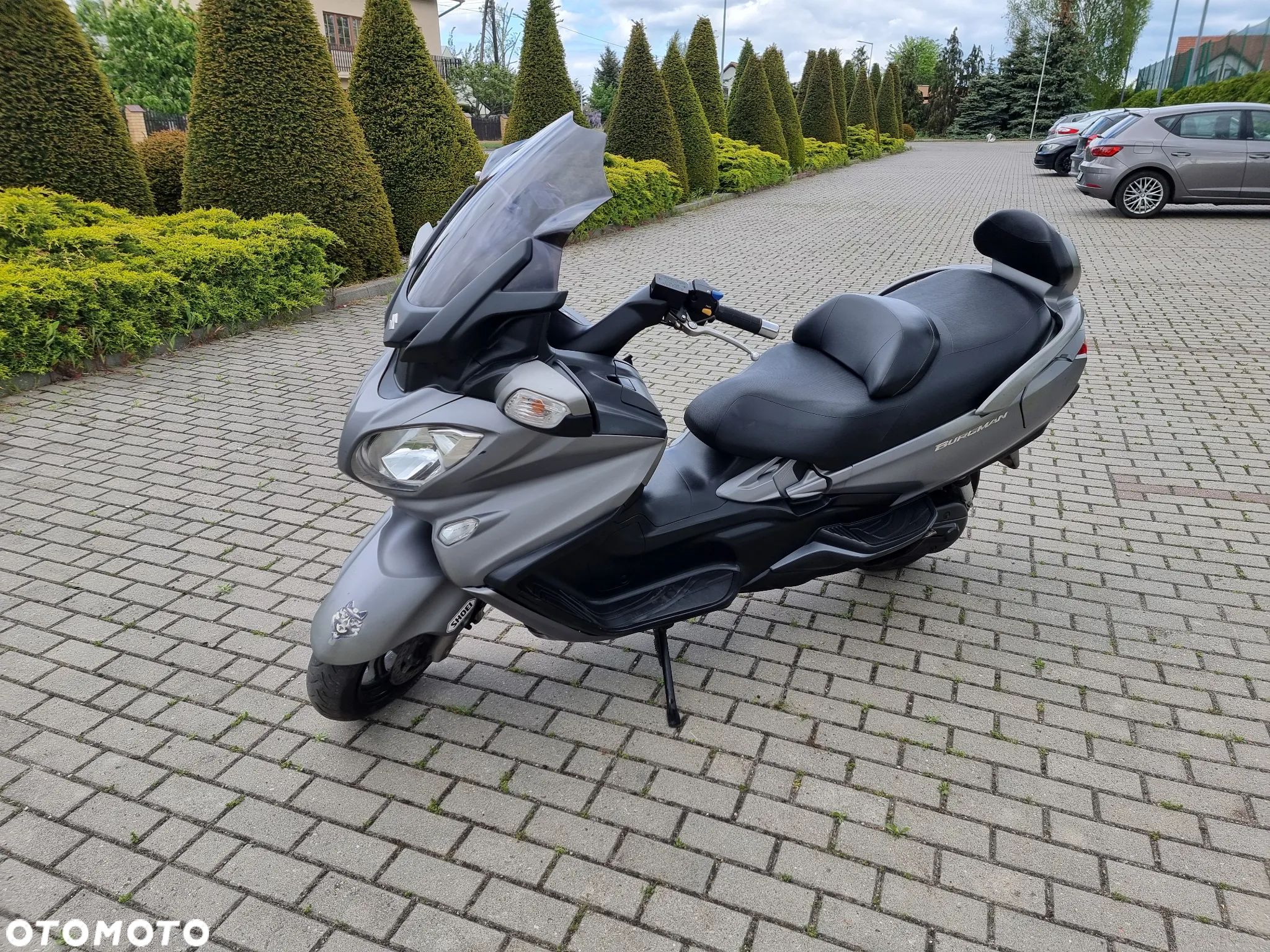 Suzuki Burgman - 1