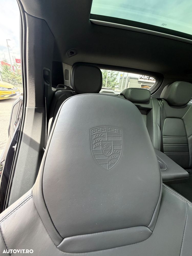 Porsche Cayenne S - 11