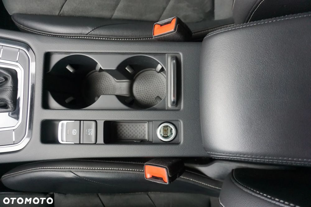Volkswagen Arteon 2.0 TDI Elegance DSG - 26