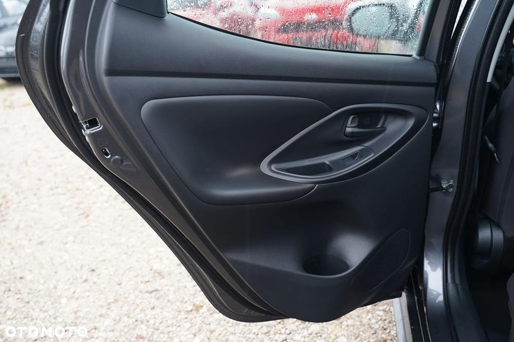 Toyota Yaris Hybrid 1.5 Comfort - 8