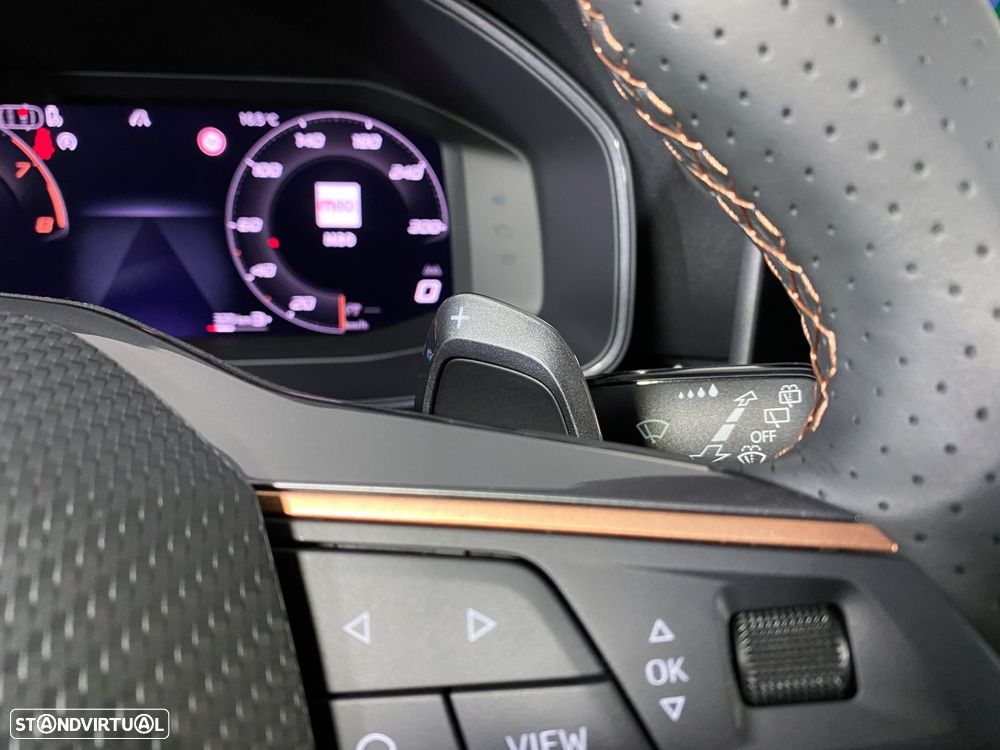 Cupra Formentor 1.5 e-Hybrid DSG - 11