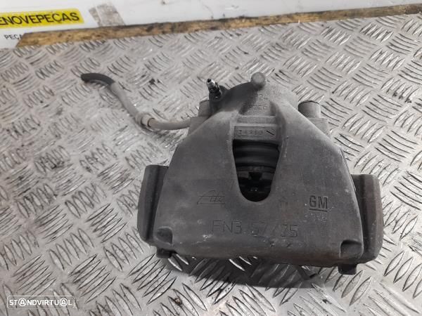 Pinça Travao Frente Dto Opel Astra H Três Volumes (A04) - 4