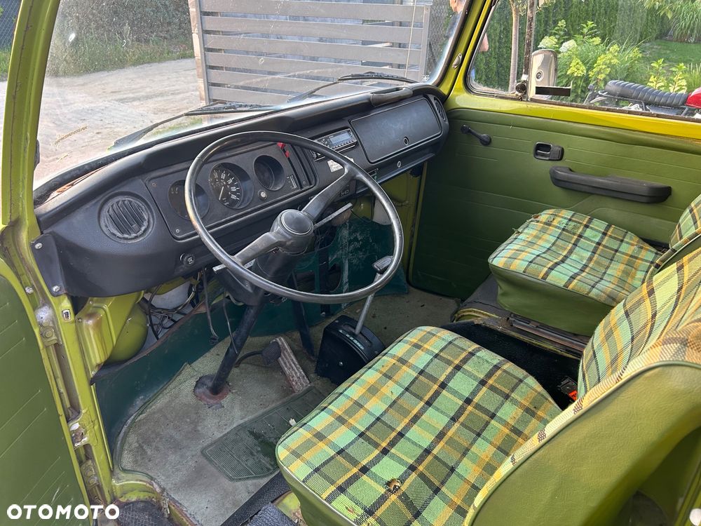 Volkswagen Transporter - 5