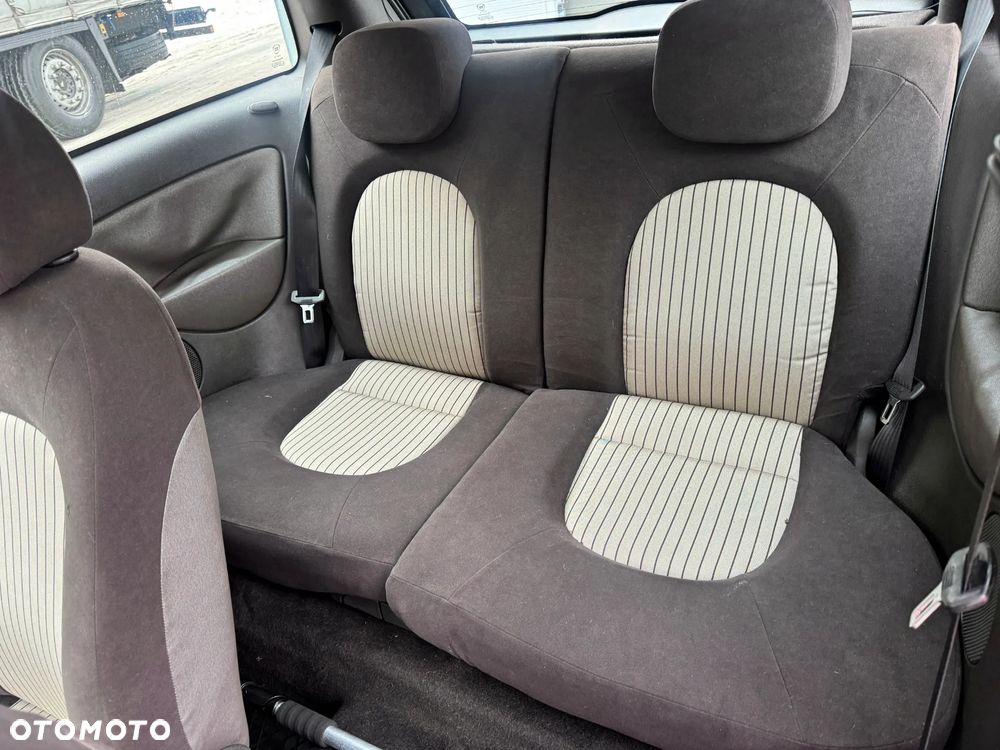 Lancia Ypsilon Y 1.4 8v Oro - 9