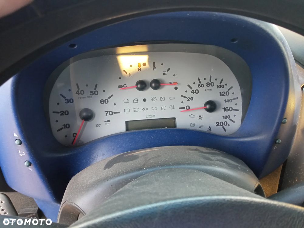 Na części FIAT DOBLO I Malibu kod lakieru: 480 silnik 1.6 16v 103KM 182B6000 skrzynia maska zderzak drzwi klapa szyba fotel kanapa lusterko lampa deska - 12