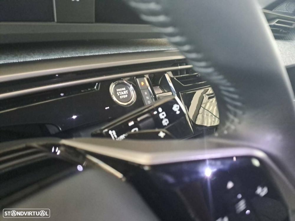 Peugeot 5008 1.2 Hybrid Allure e-DCS6 - 15