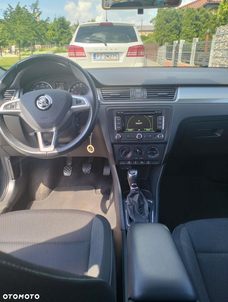 Skoda RAPID 1.2 TSI Ambition - 13