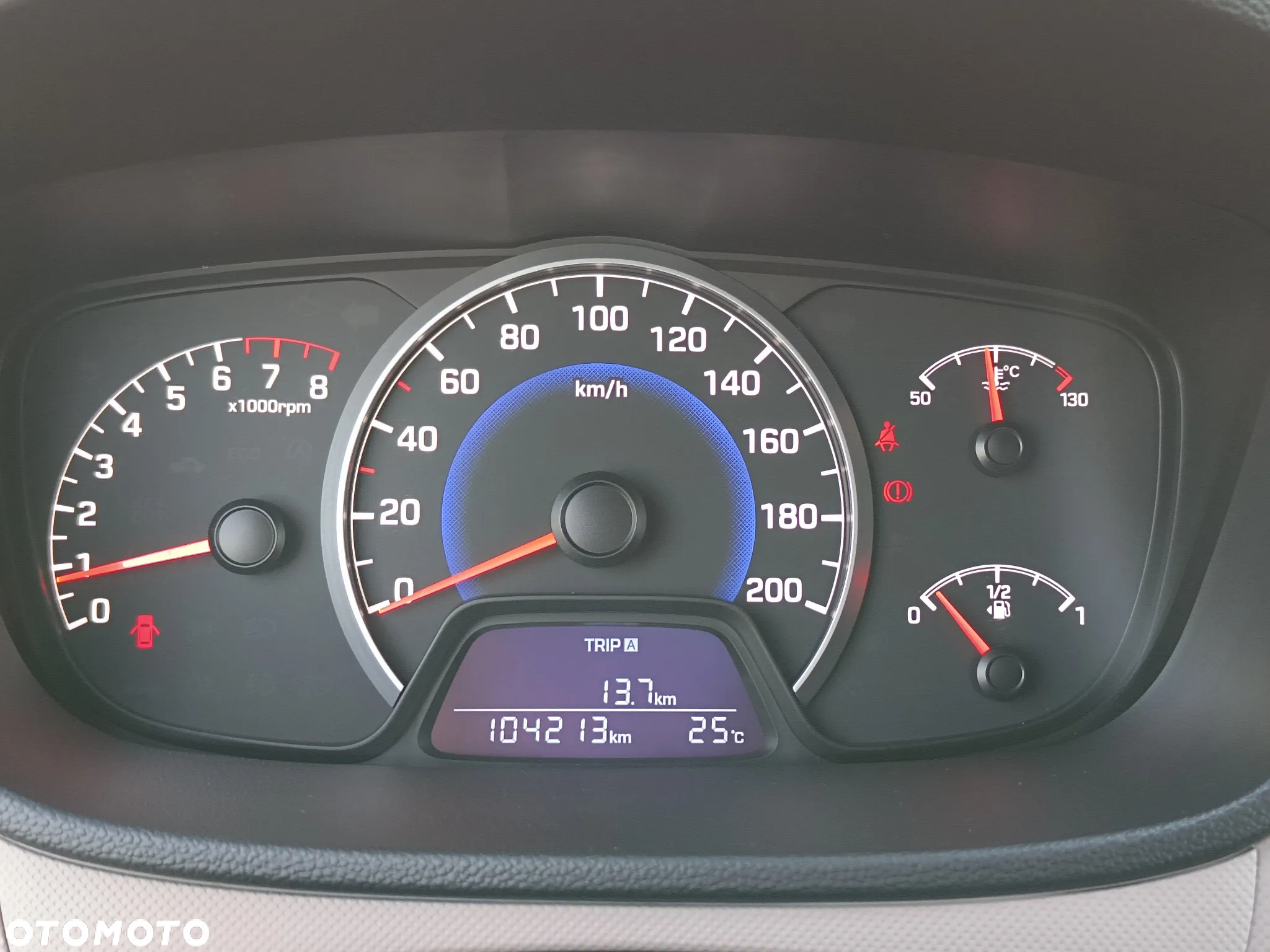 Hyundai i10 - 25