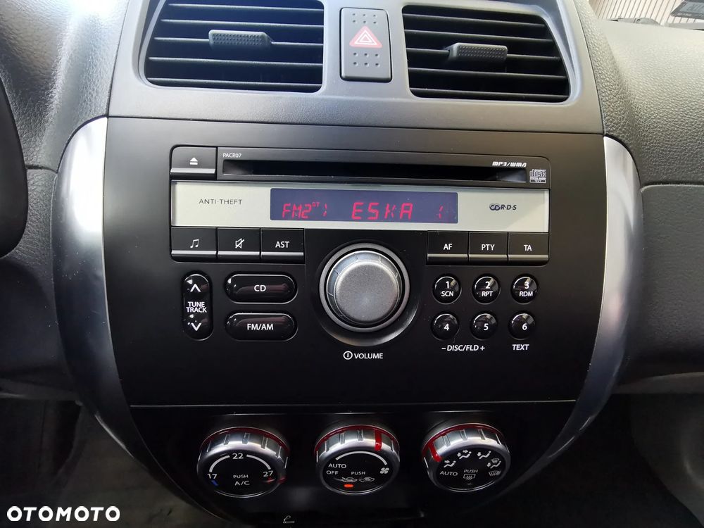 Suzuki SX4 1.9 DDiS DPF Streetline 4x2 Club - 18