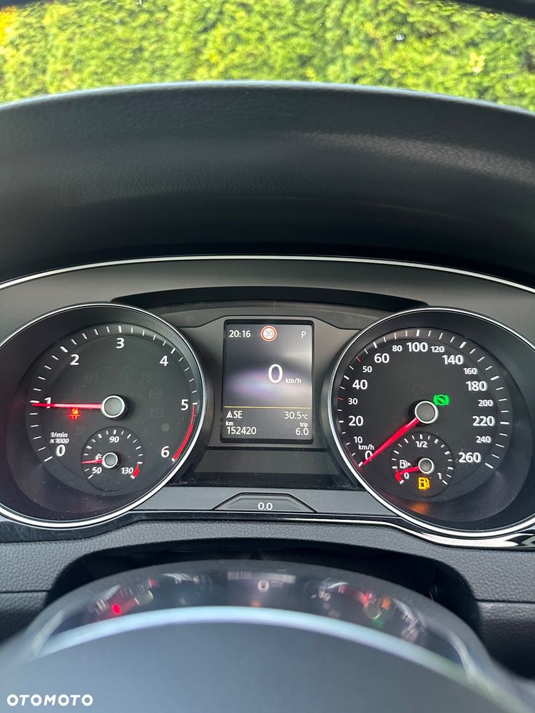 Volkswagen Passat 2.0 TDI SCR 4Mot DSG Highline - 23