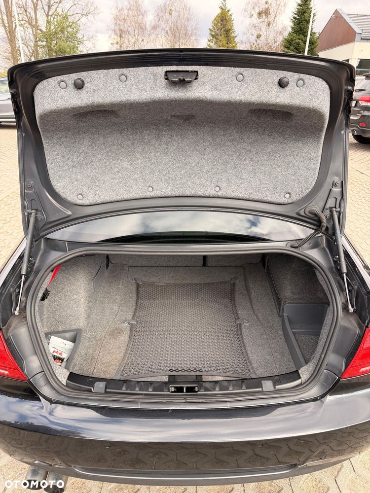 BMW Seria 3 320d DPF M Sport Edition - 18