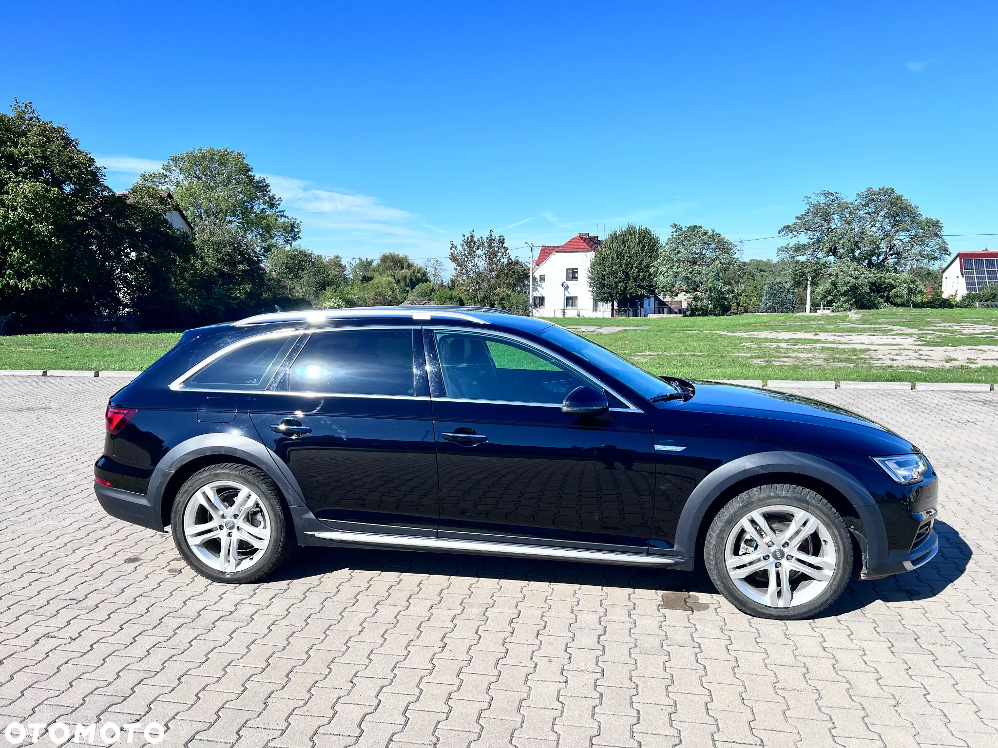 Audi A4 Allroad quattro 2.0 TDI S tronic - 11